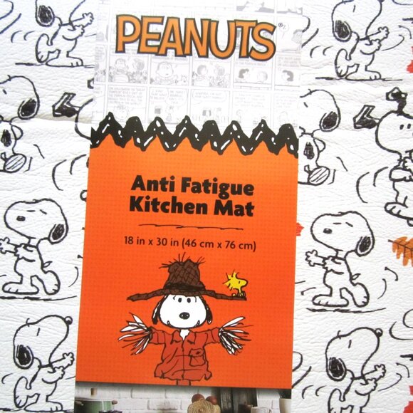 Snoopy Peanuts Leaves Anti Fatigue Kitchen Floor Mat - Picture 2 of 4